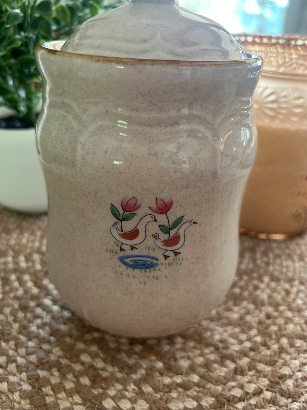 Small International Hearts Cottage Canister with Lid in Cream and Blue - Picture 3 of 4